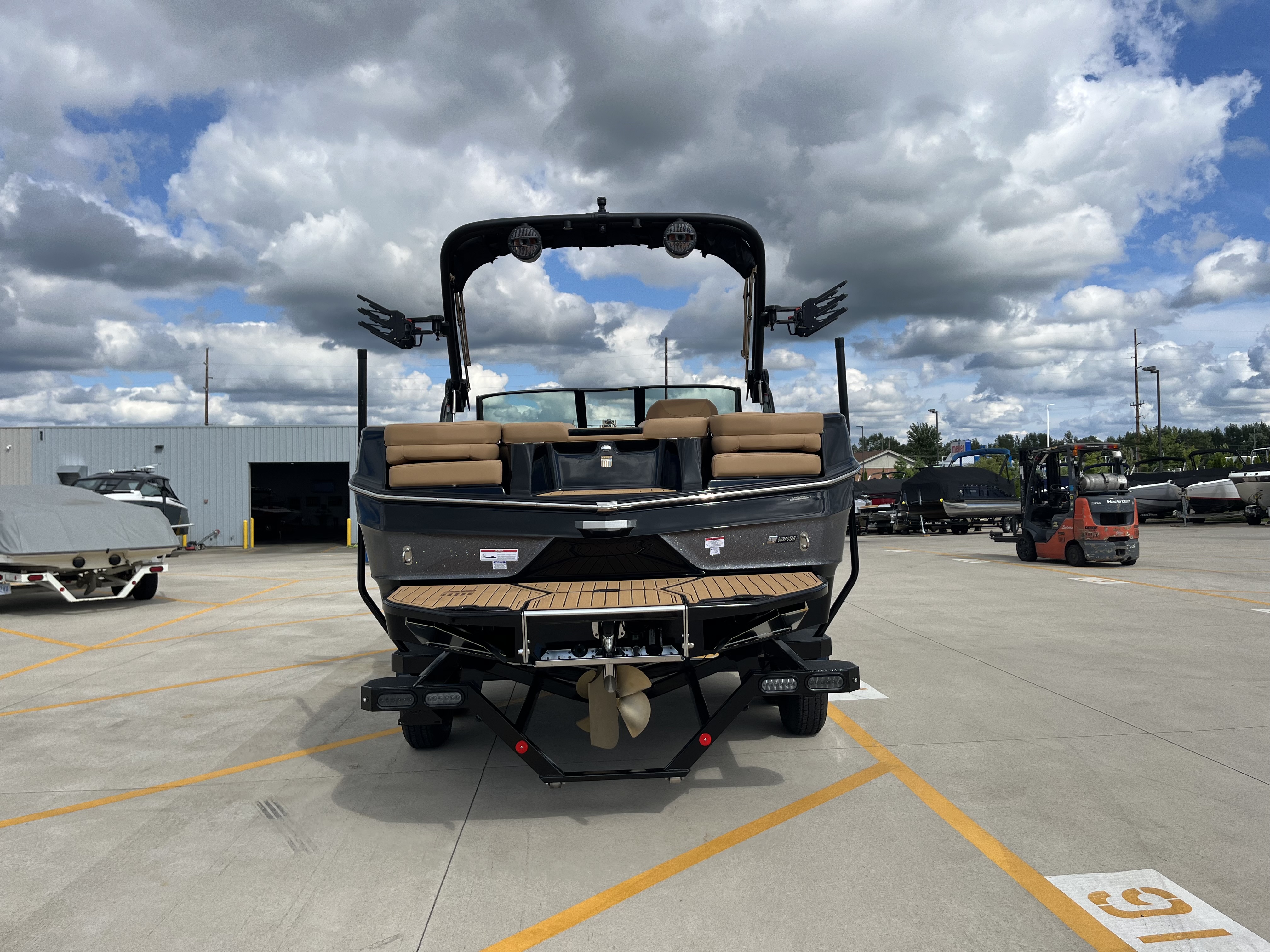 2025 MasterCraft XT22
