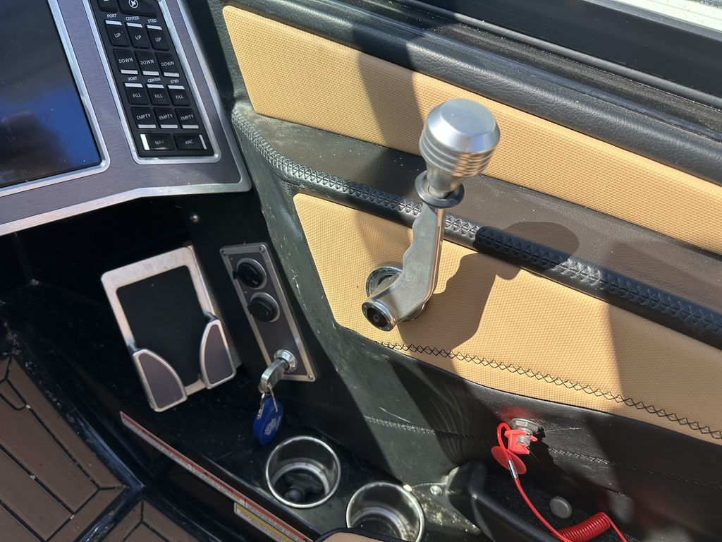 2021 MasterCraft XT21