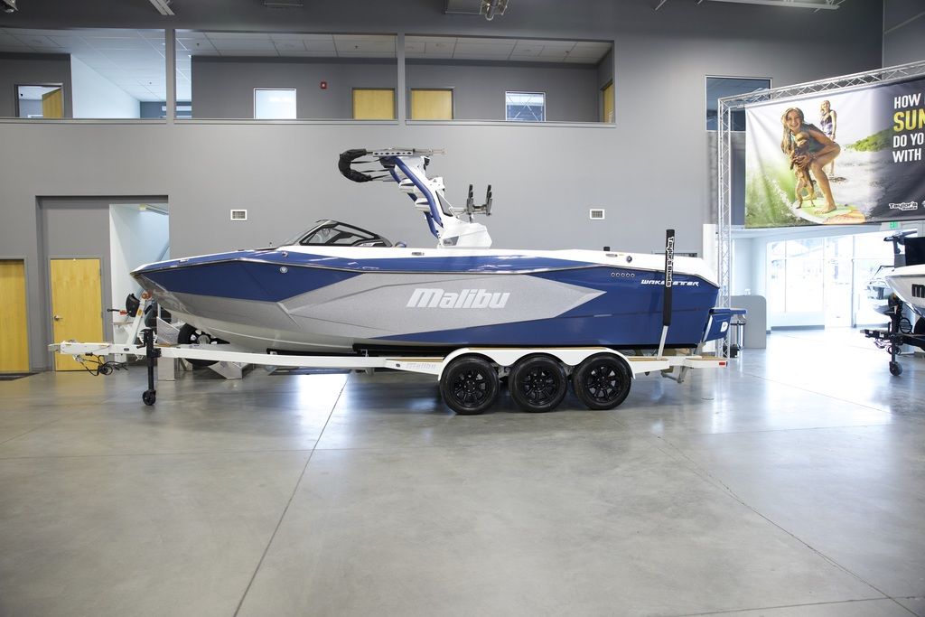 boat.Title