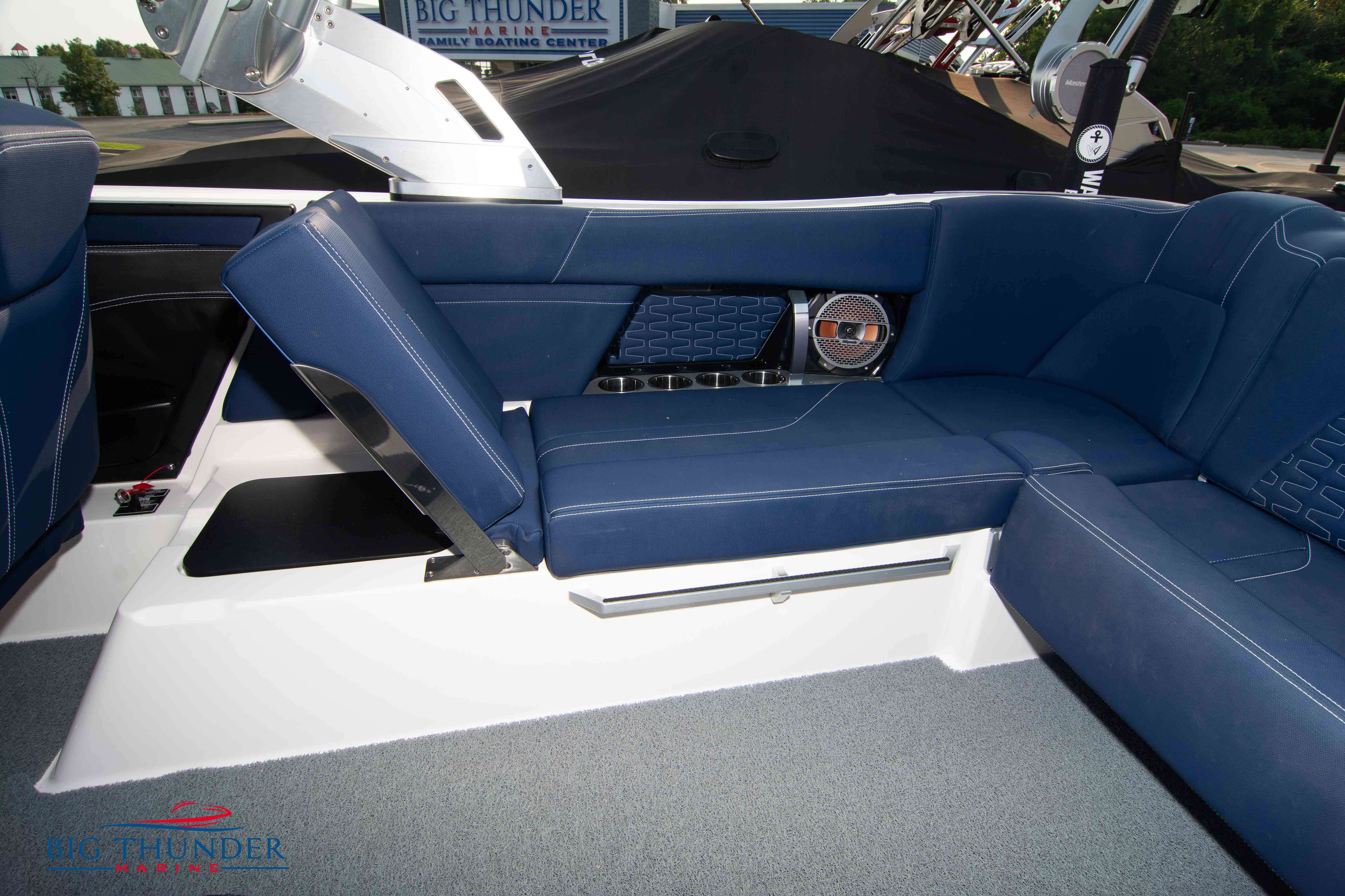 2021 Mastercraft X24
