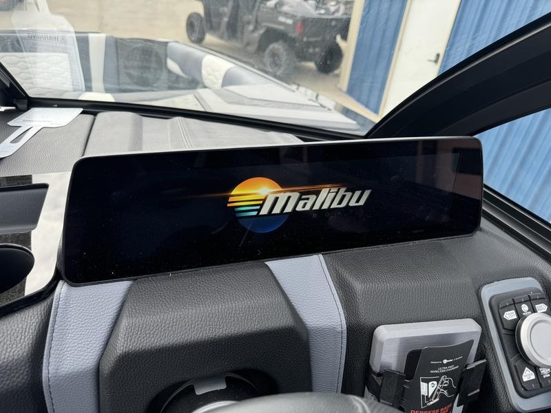 2024 Malibu 24MXZ