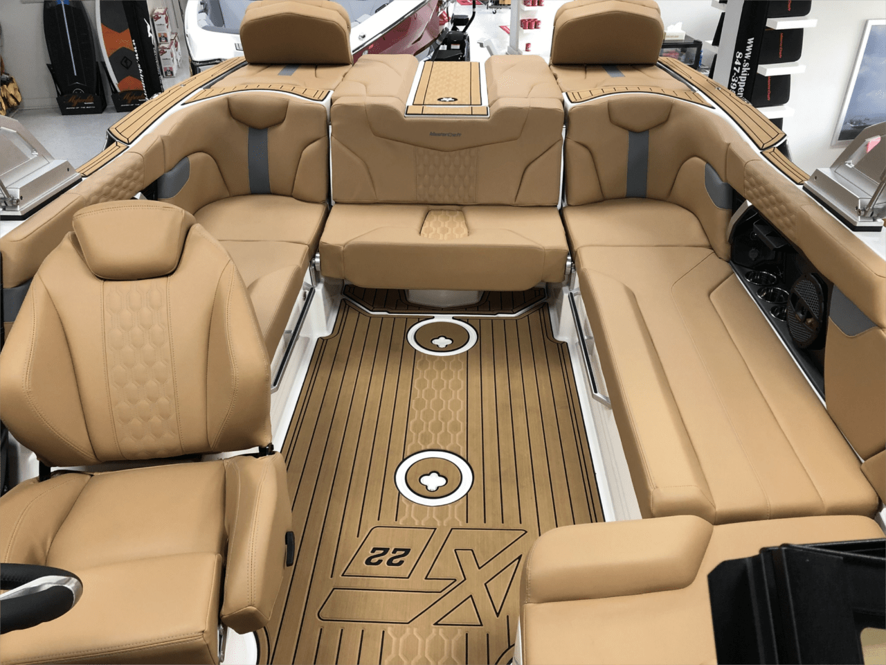 2024 MasterCraft XT-22 | 209130