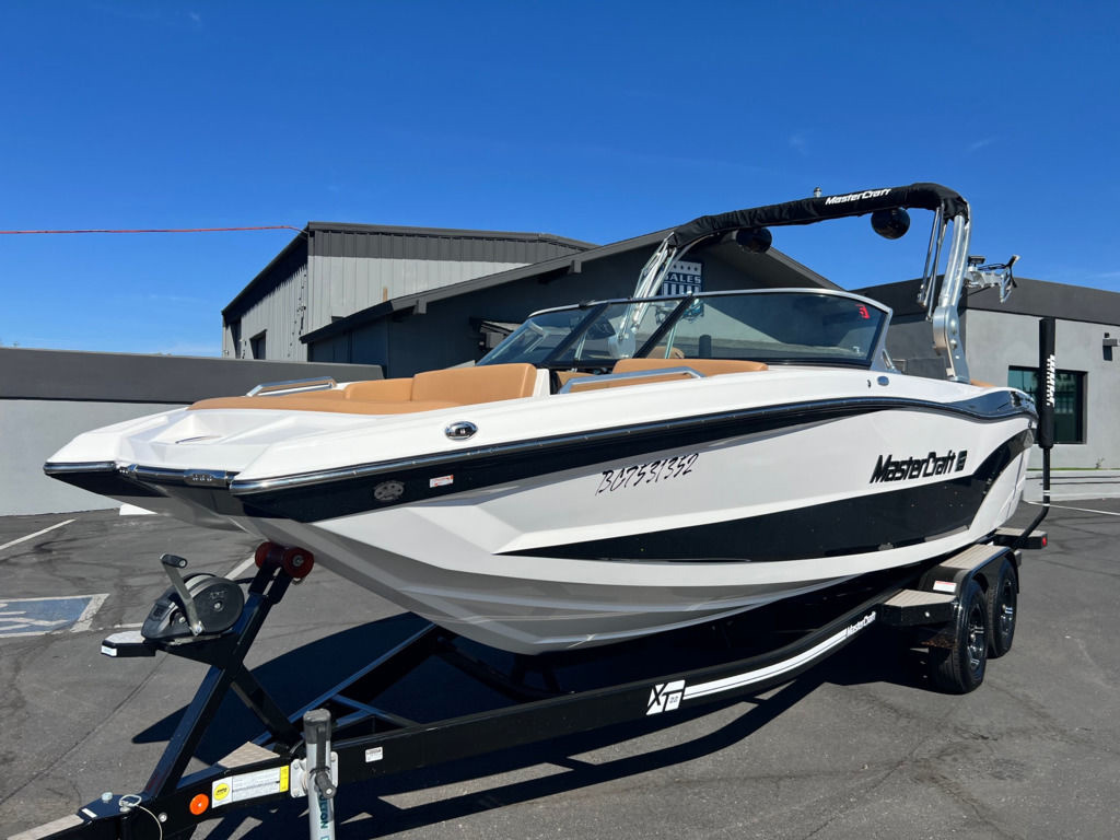 2021 Mastercraft XT22