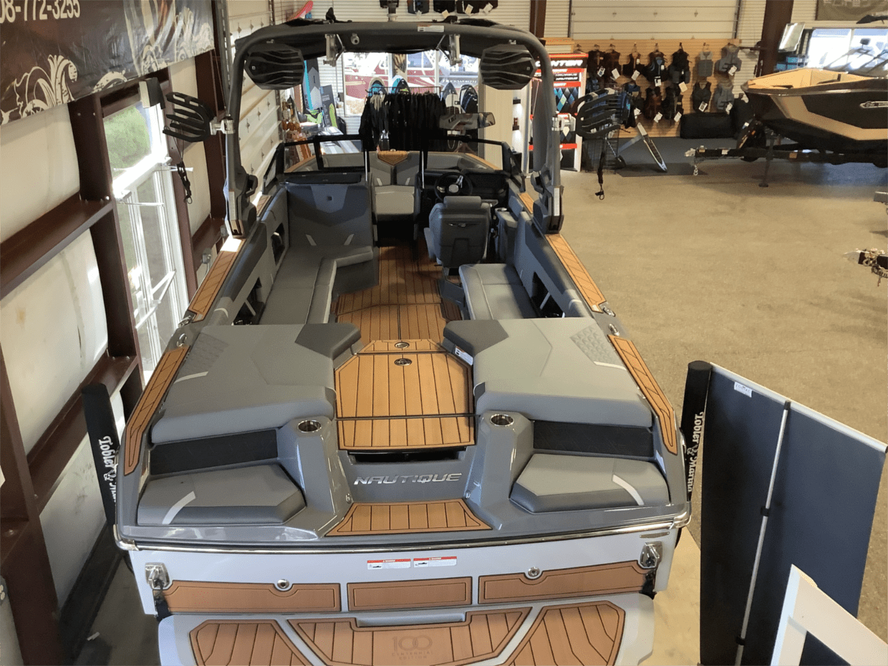 2025 Nautique GS24