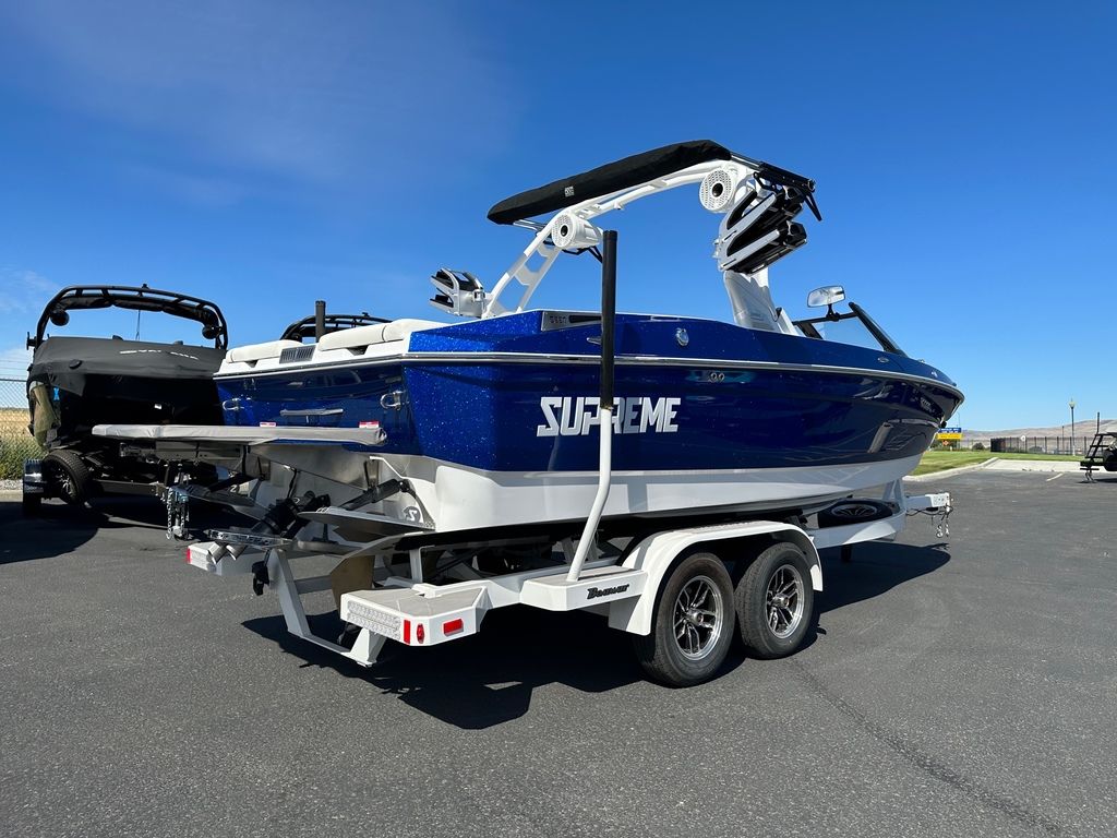 2024 Supreme Boats S220