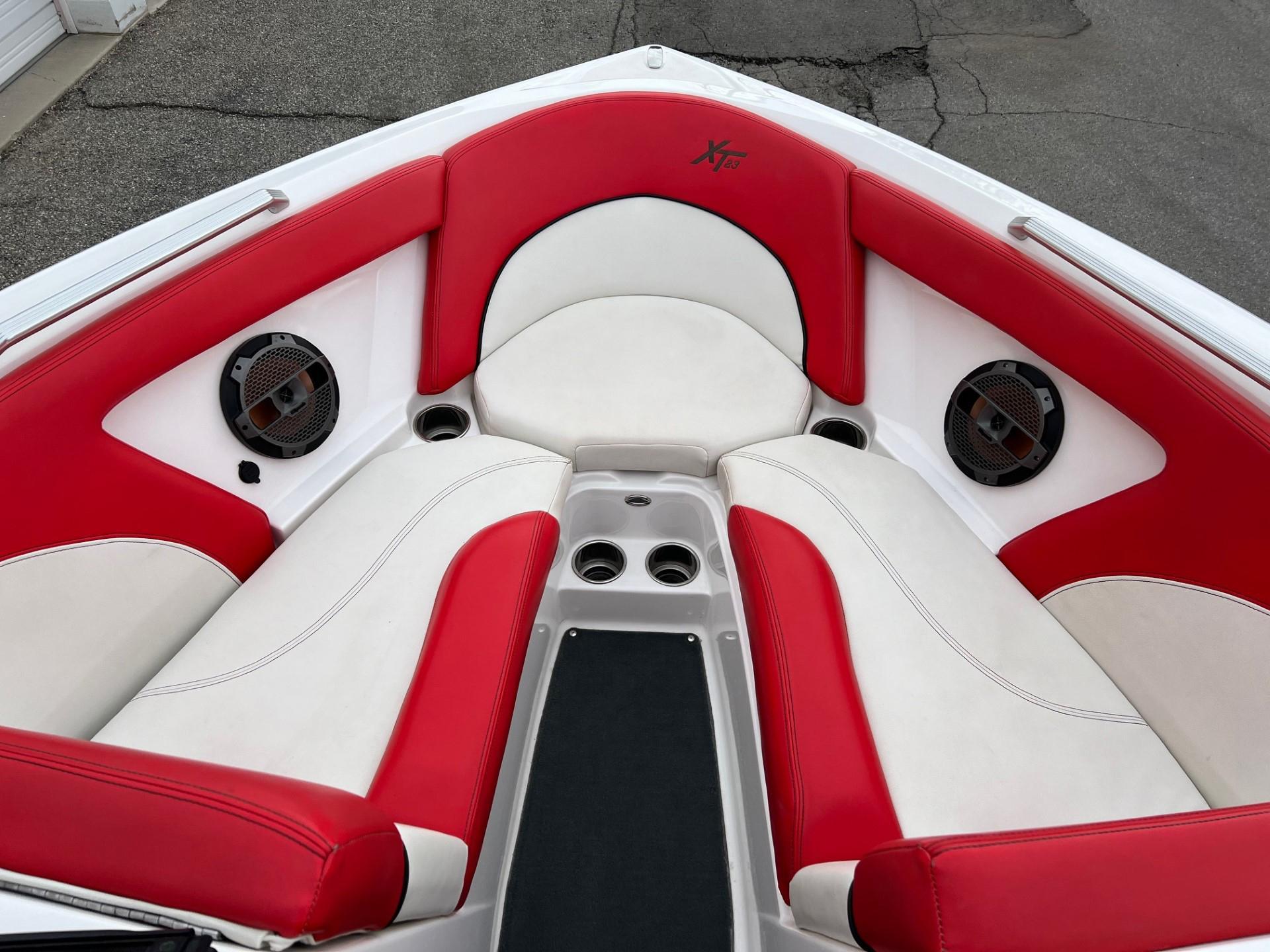 2020 MasterCraft XT23