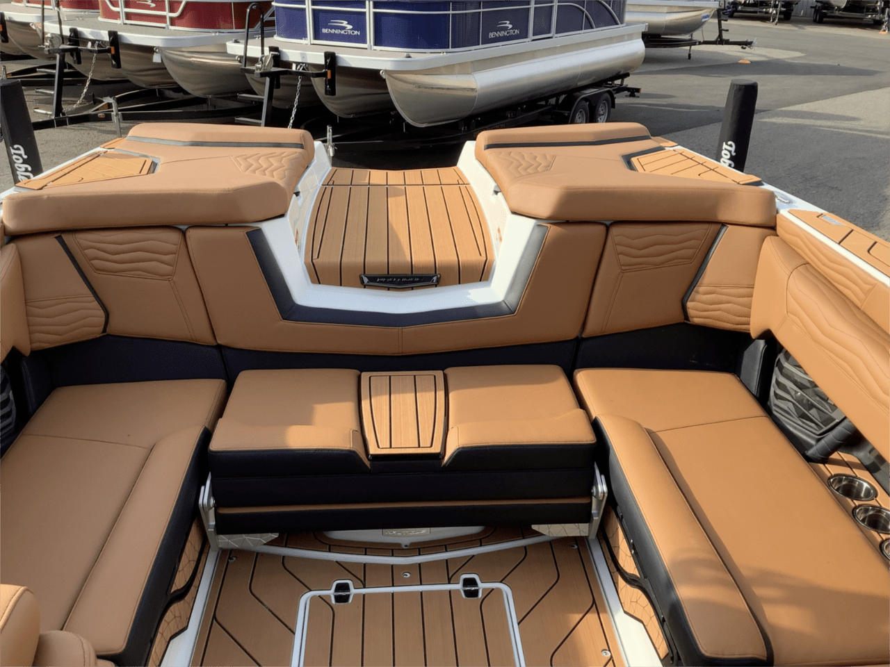 2025 Nautique G23
