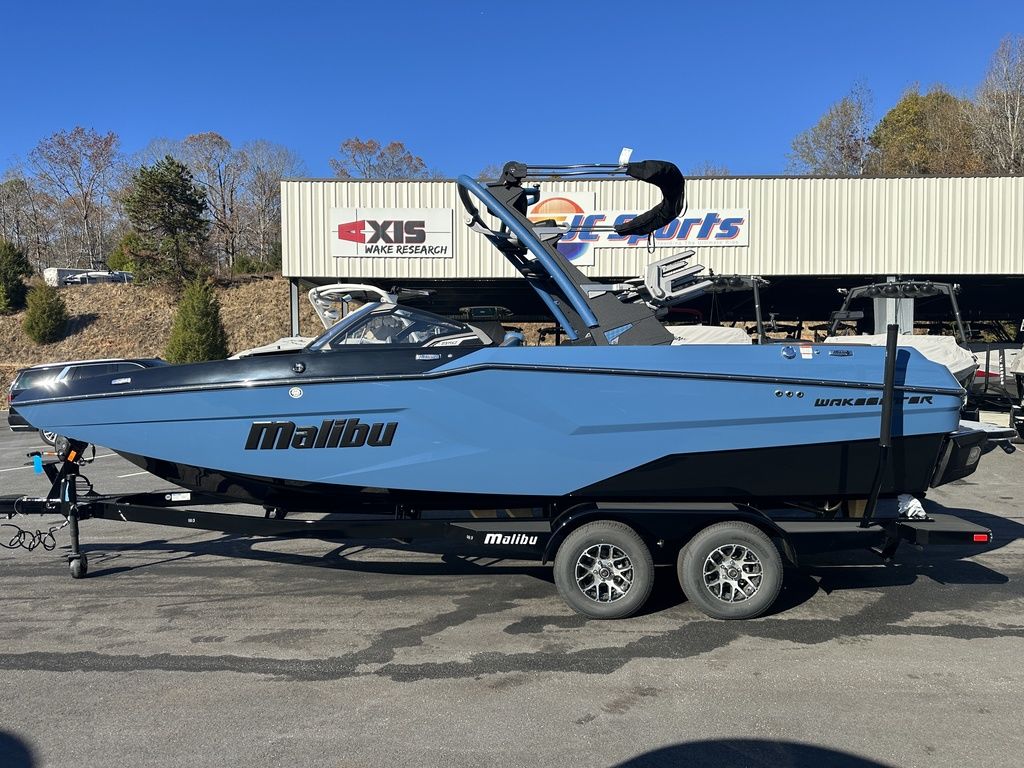 boat.Title
