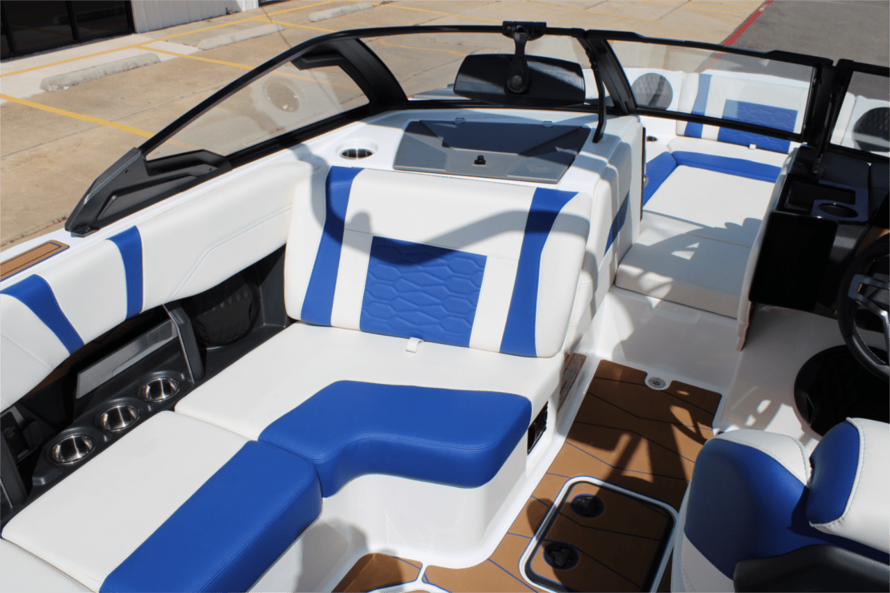 2025 Malibu 22 MXZ