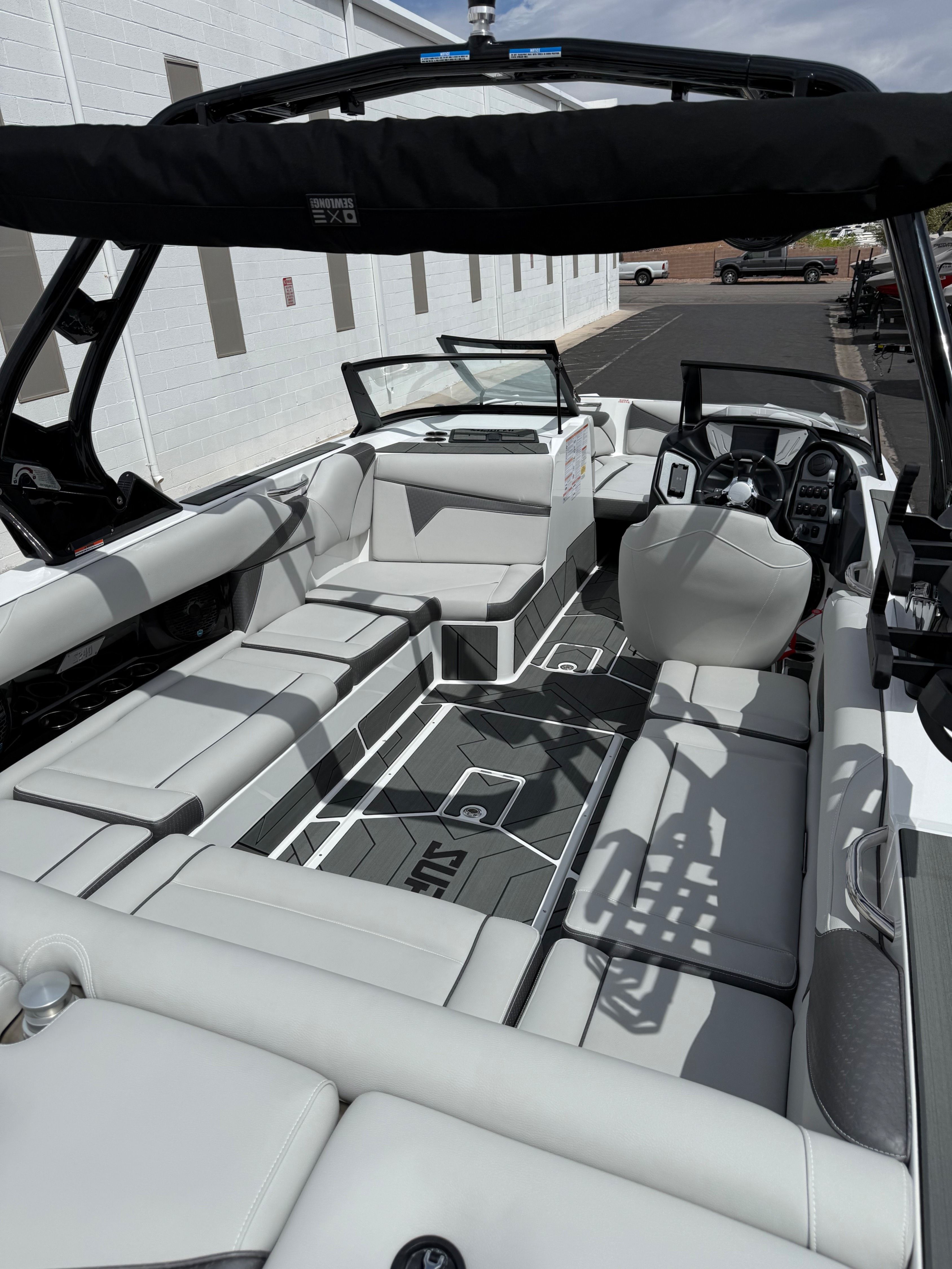 2025 Supreme S240