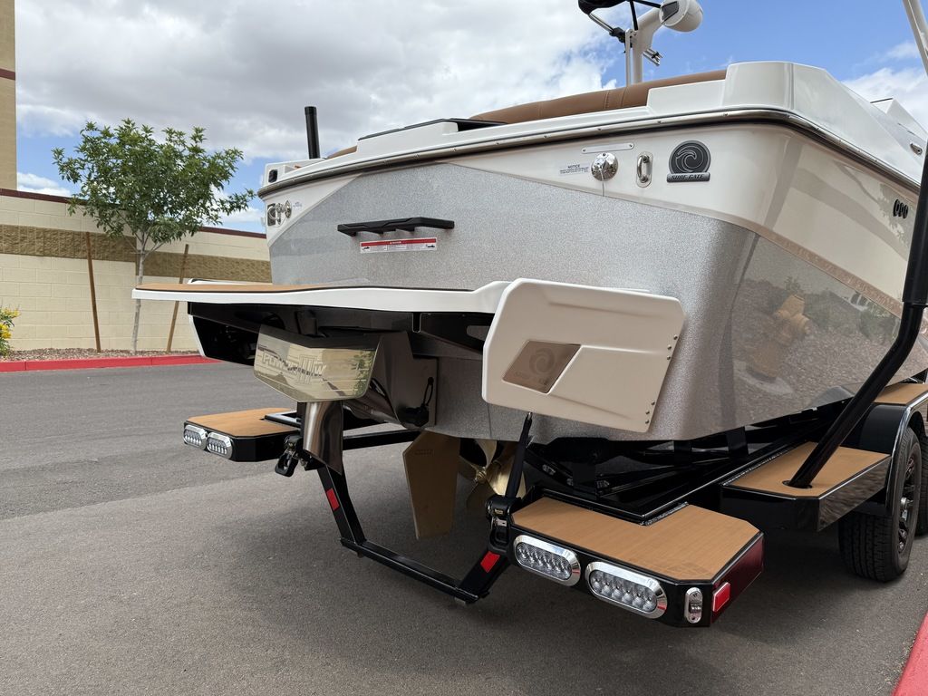 2025 Axis Wake Research T235