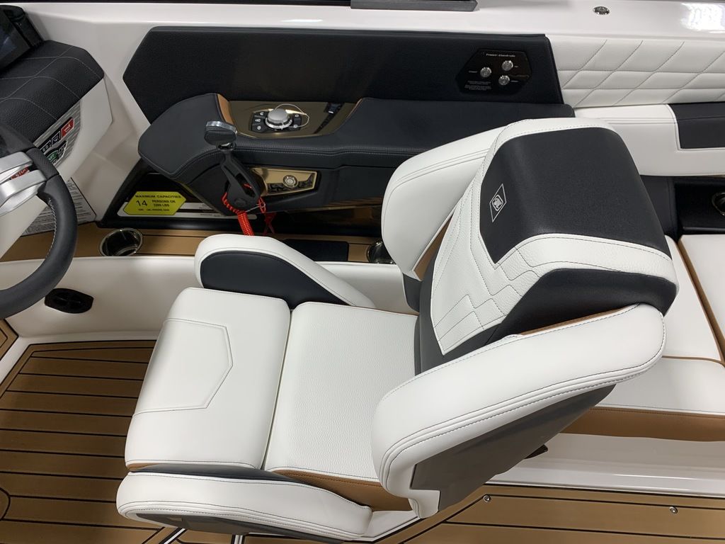 2022 Nautique Super Air Nautique G21