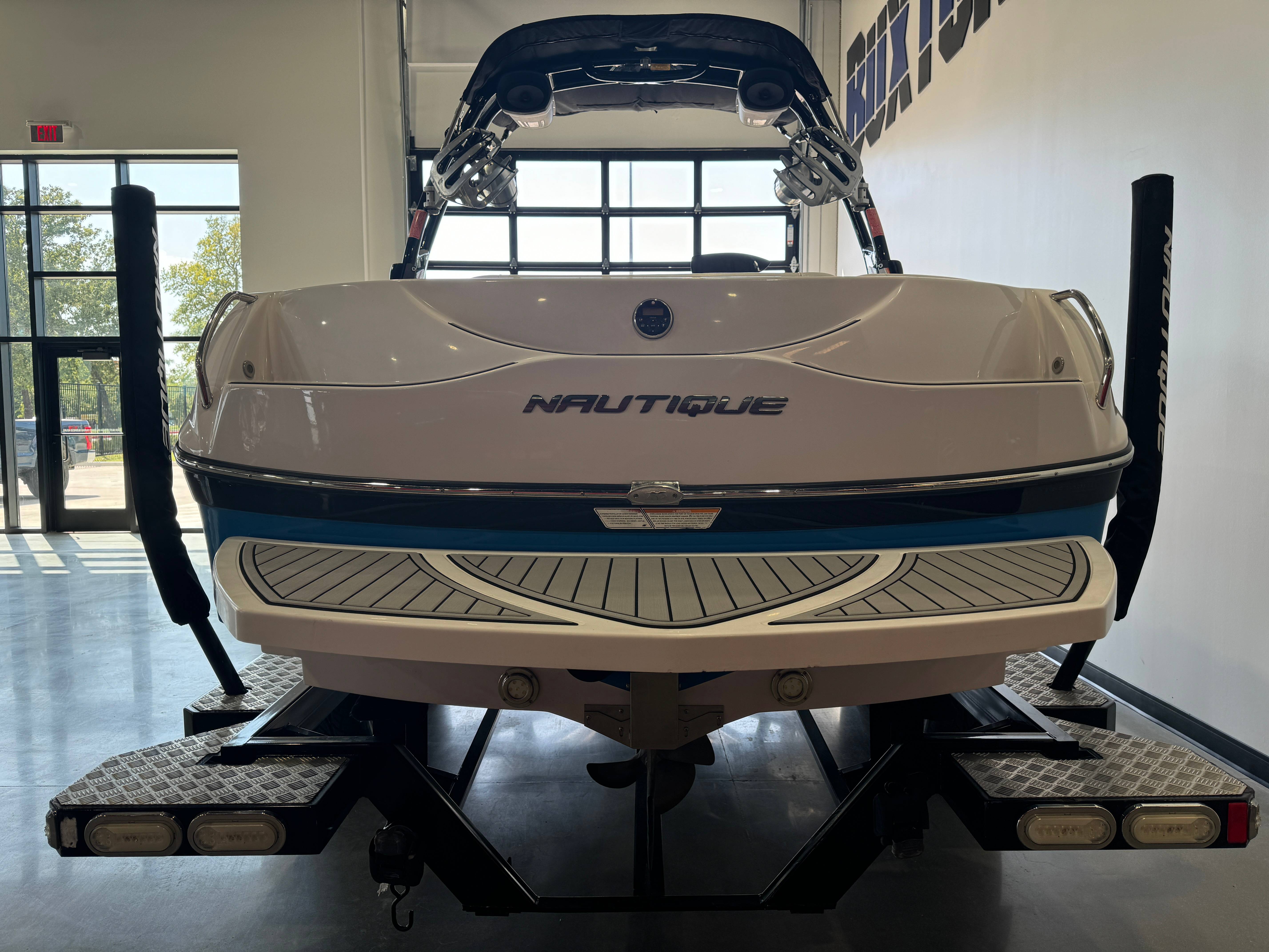 2011 Nautique SUPER AIR NAUTIQUE 210