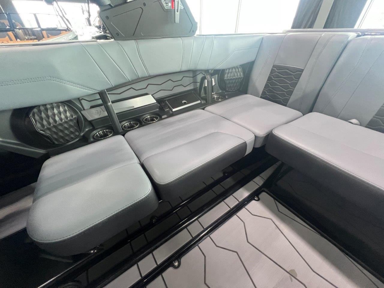 2024 Malibu Boats 23 MXZ