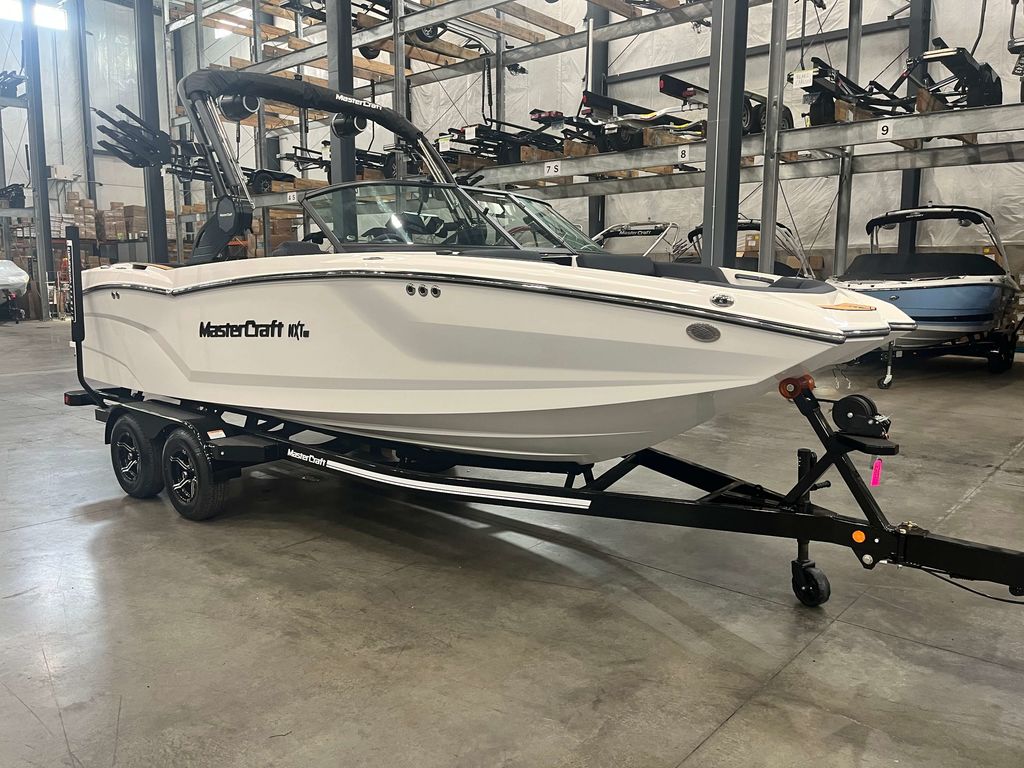 2025 MasterCraft NXT22