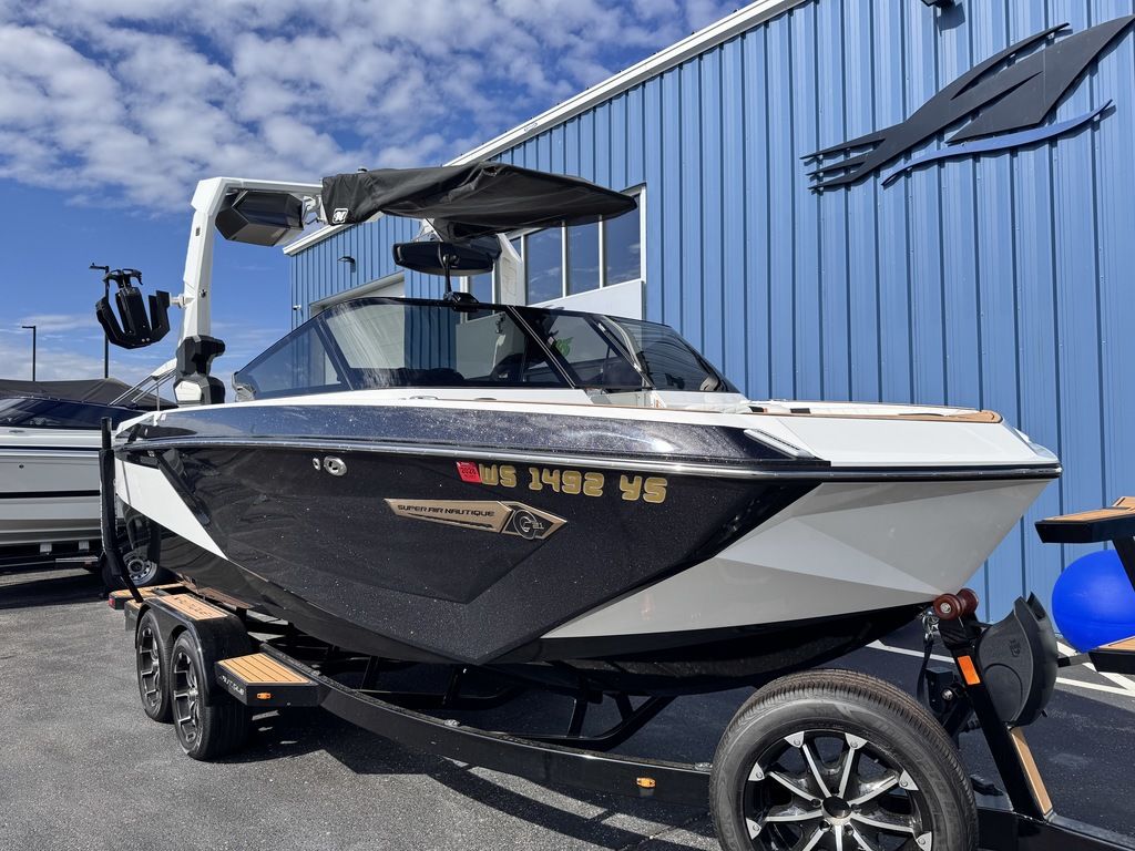 2022 Nautique Super Air Nautique G21