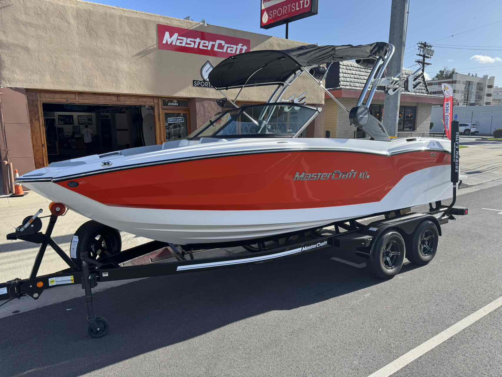 boat.Title