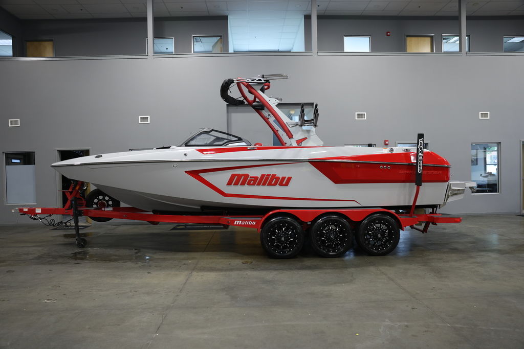 boat.Title