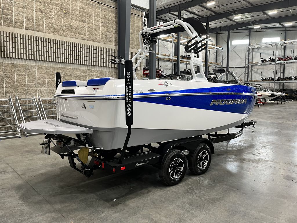 2023 MOOMBA Craz