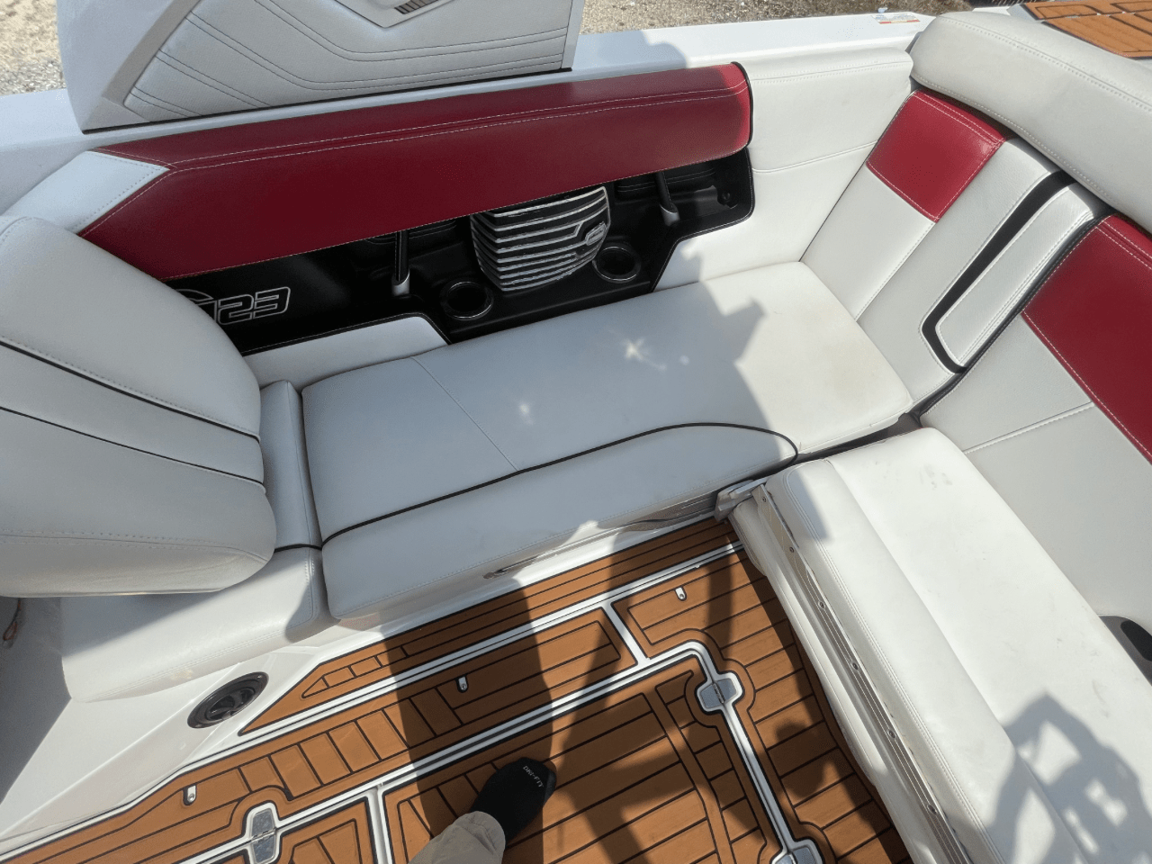2014 Nautique G23