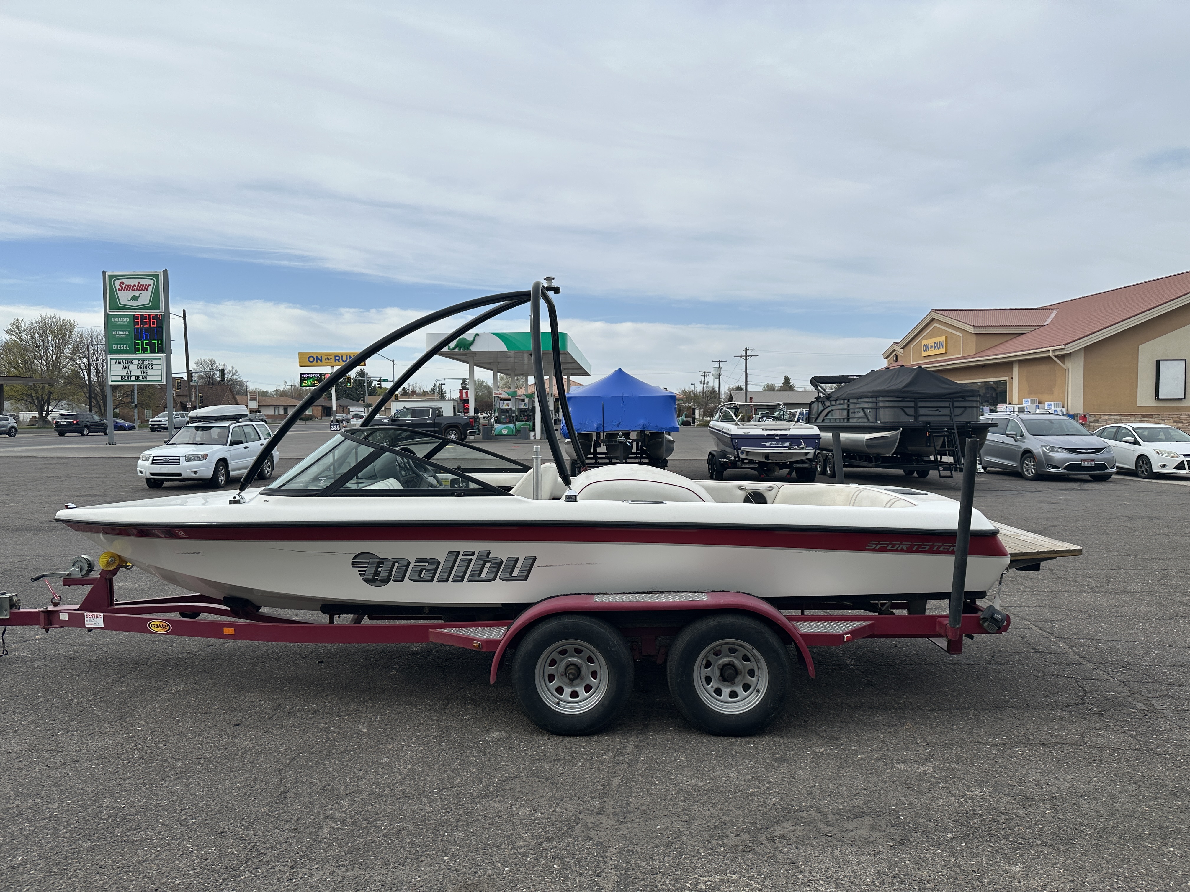 2000 Malibu Boats Sportster