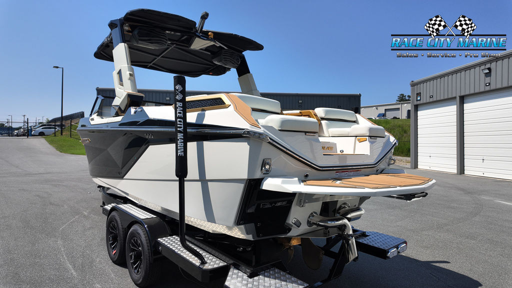 2025 Nautique P23