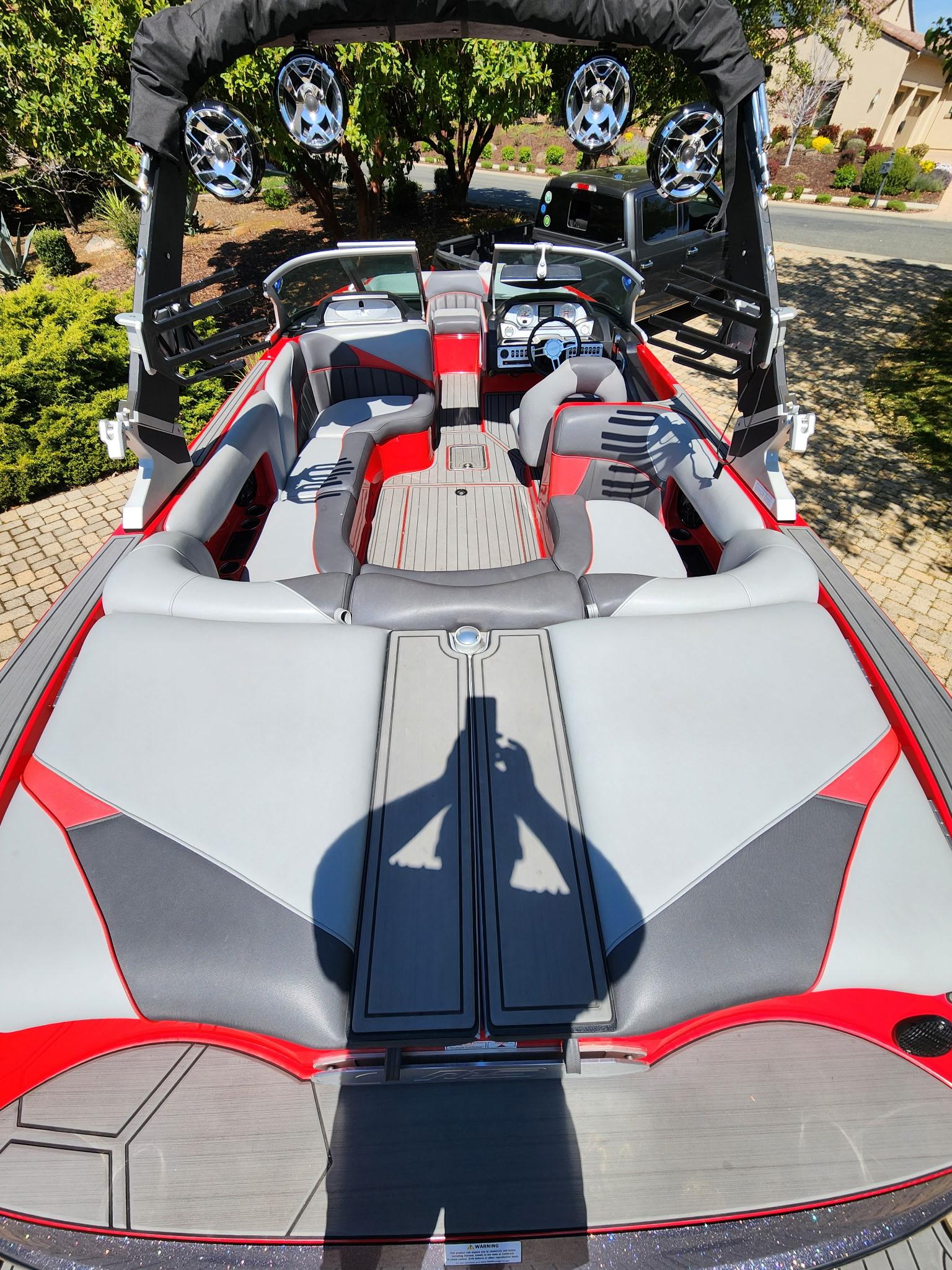 2019 MB Tomcat F22
