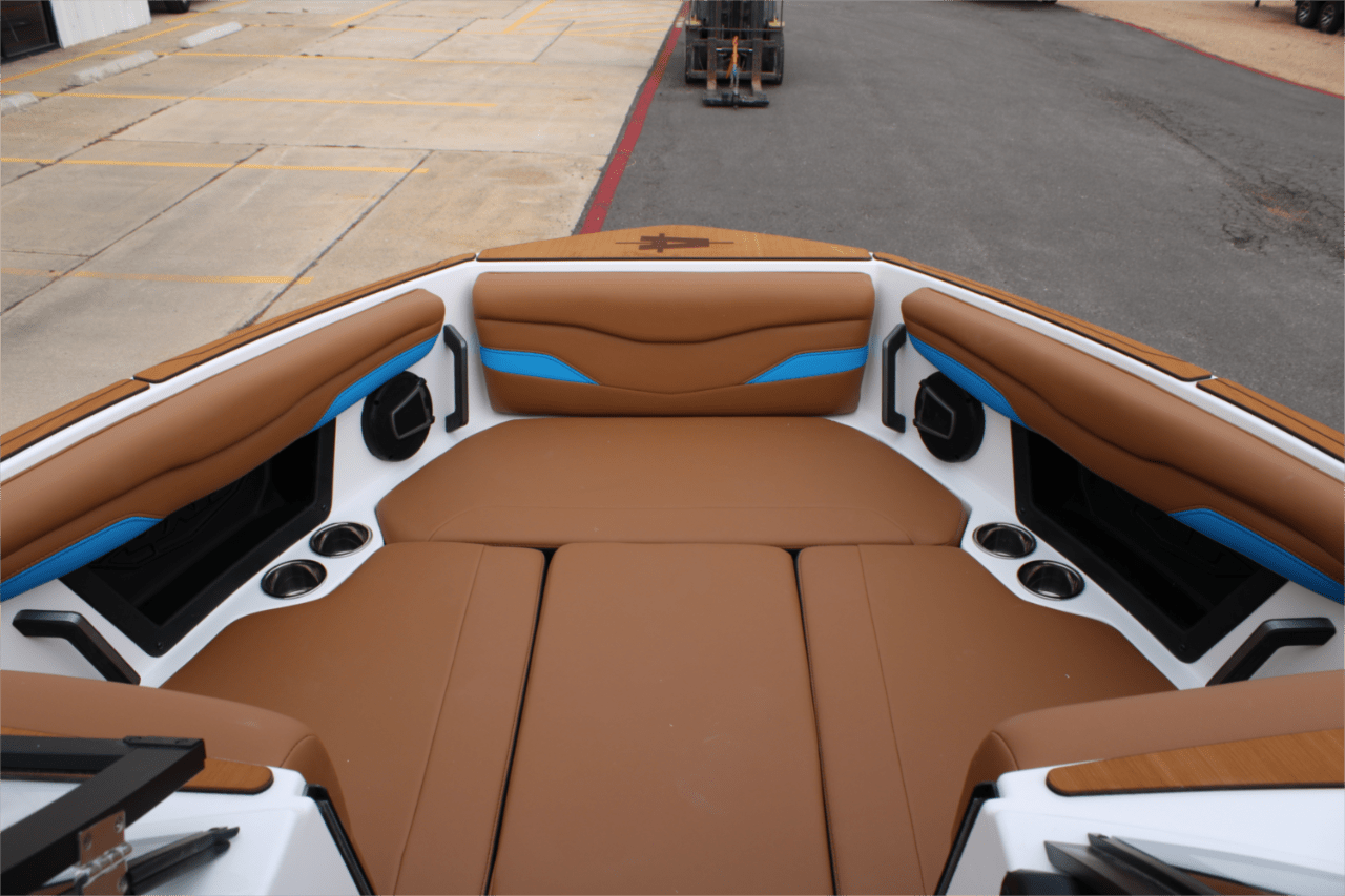 2025 Axis T235