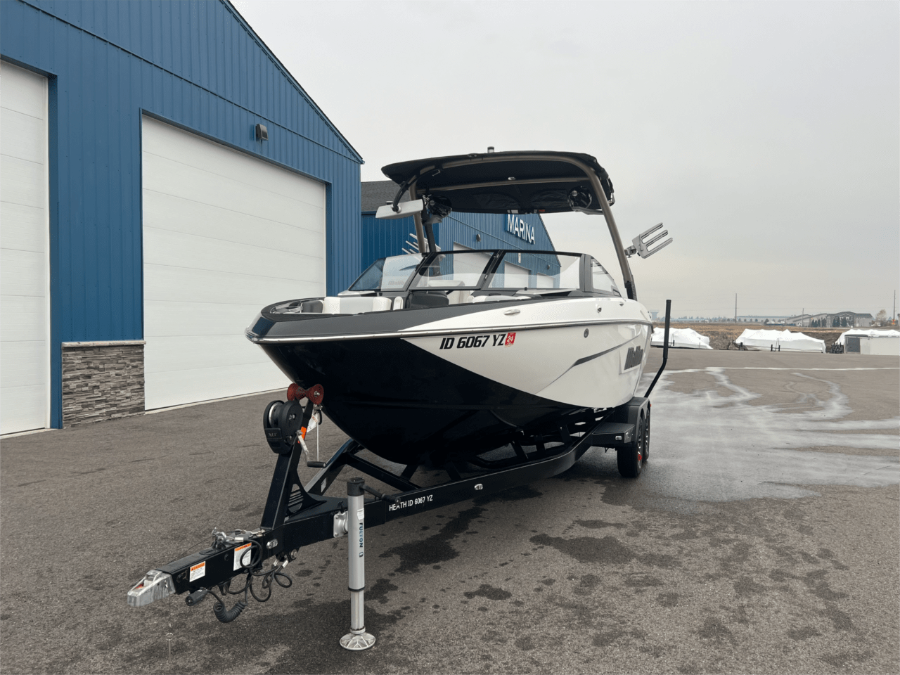 2020 Malibu 25 LSV