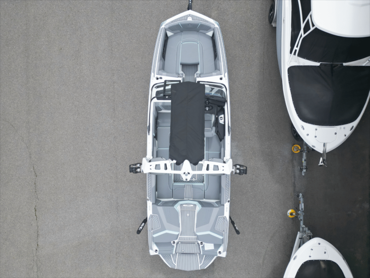 2024 Nautique G25