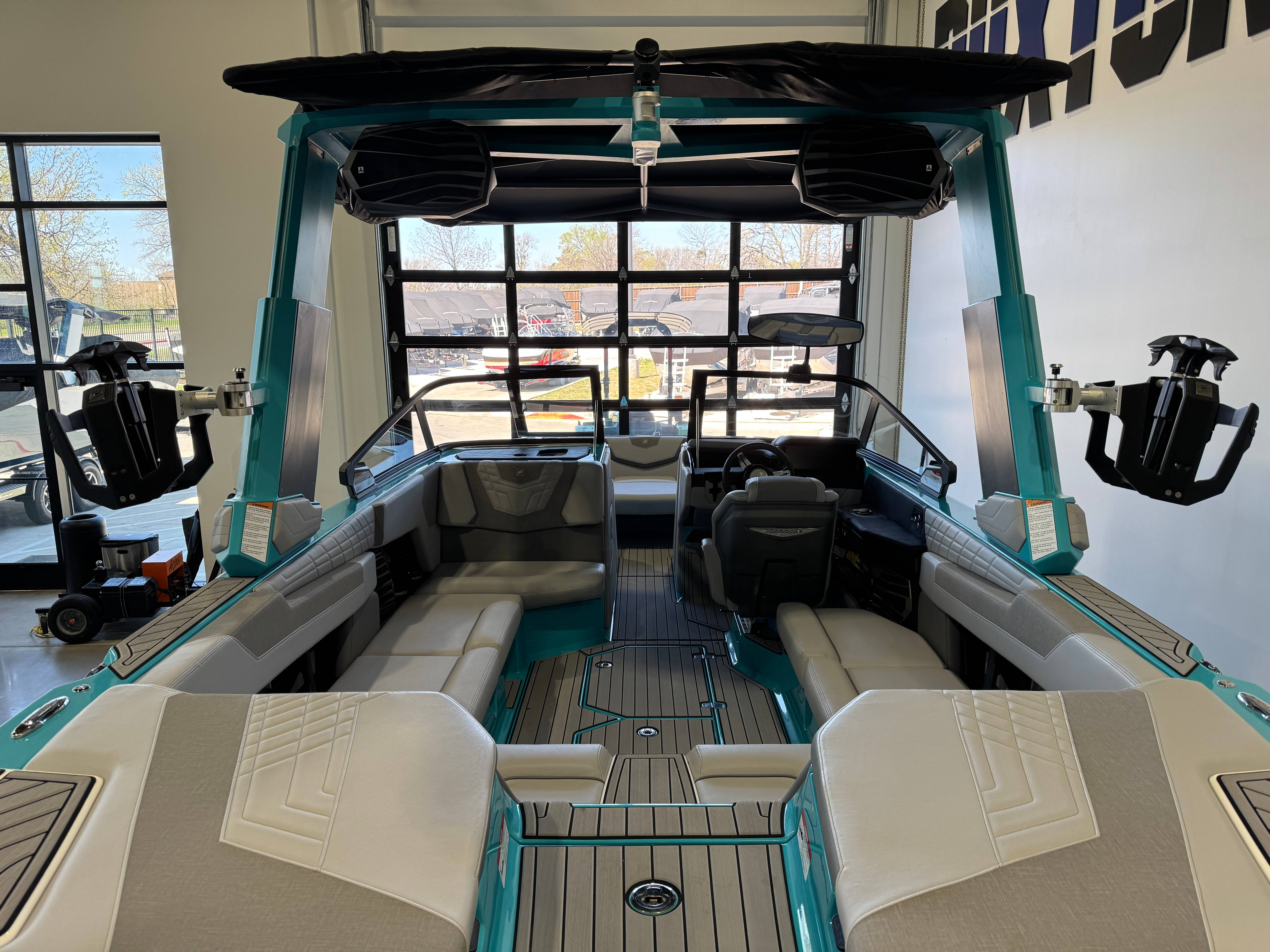 2022 Nautique Super Air Nautique G23