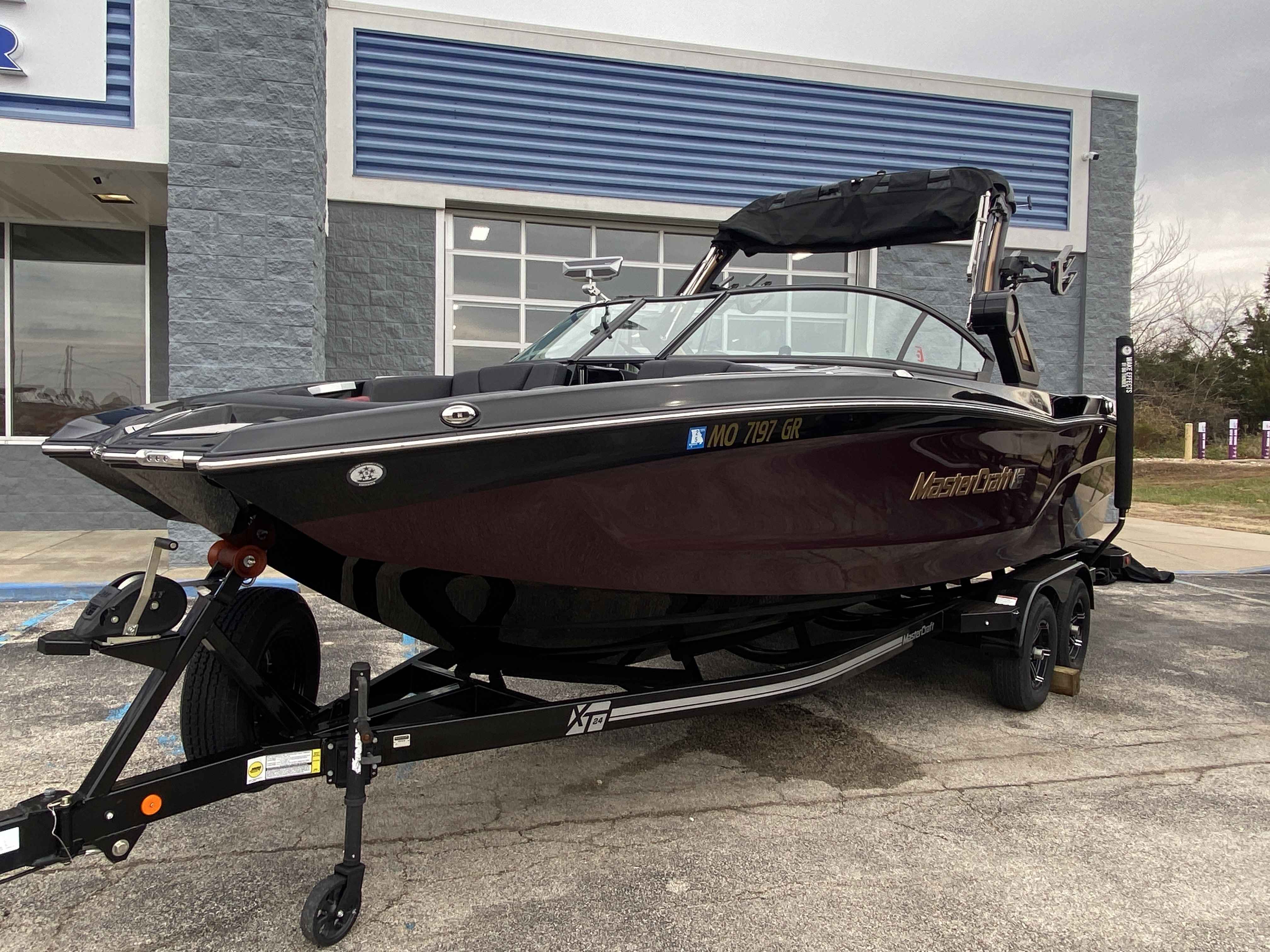 2022 MasterCraft XT24