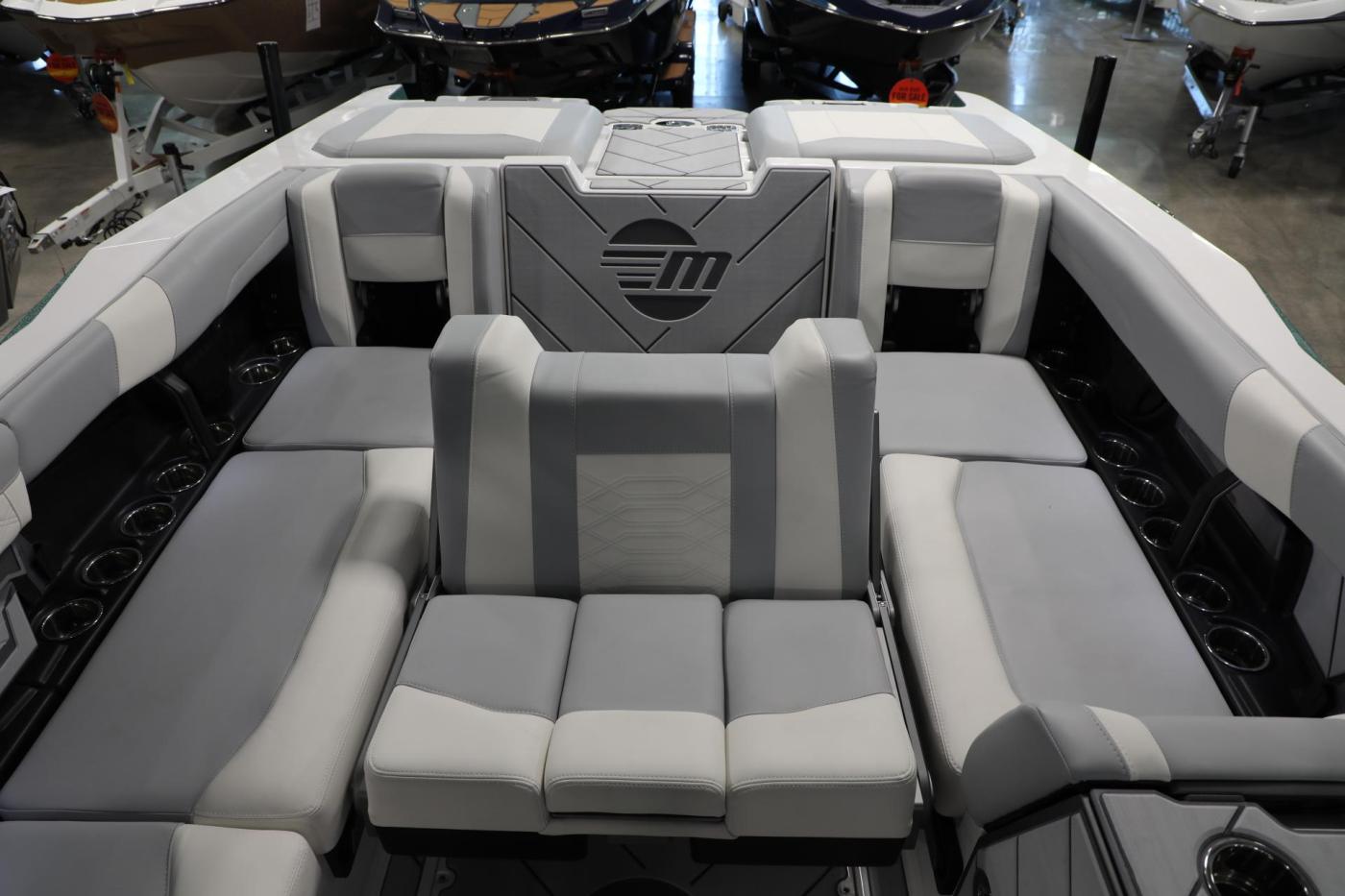 2024 Malibu 26 LSV