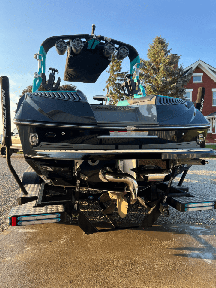 2019 Nautique G23