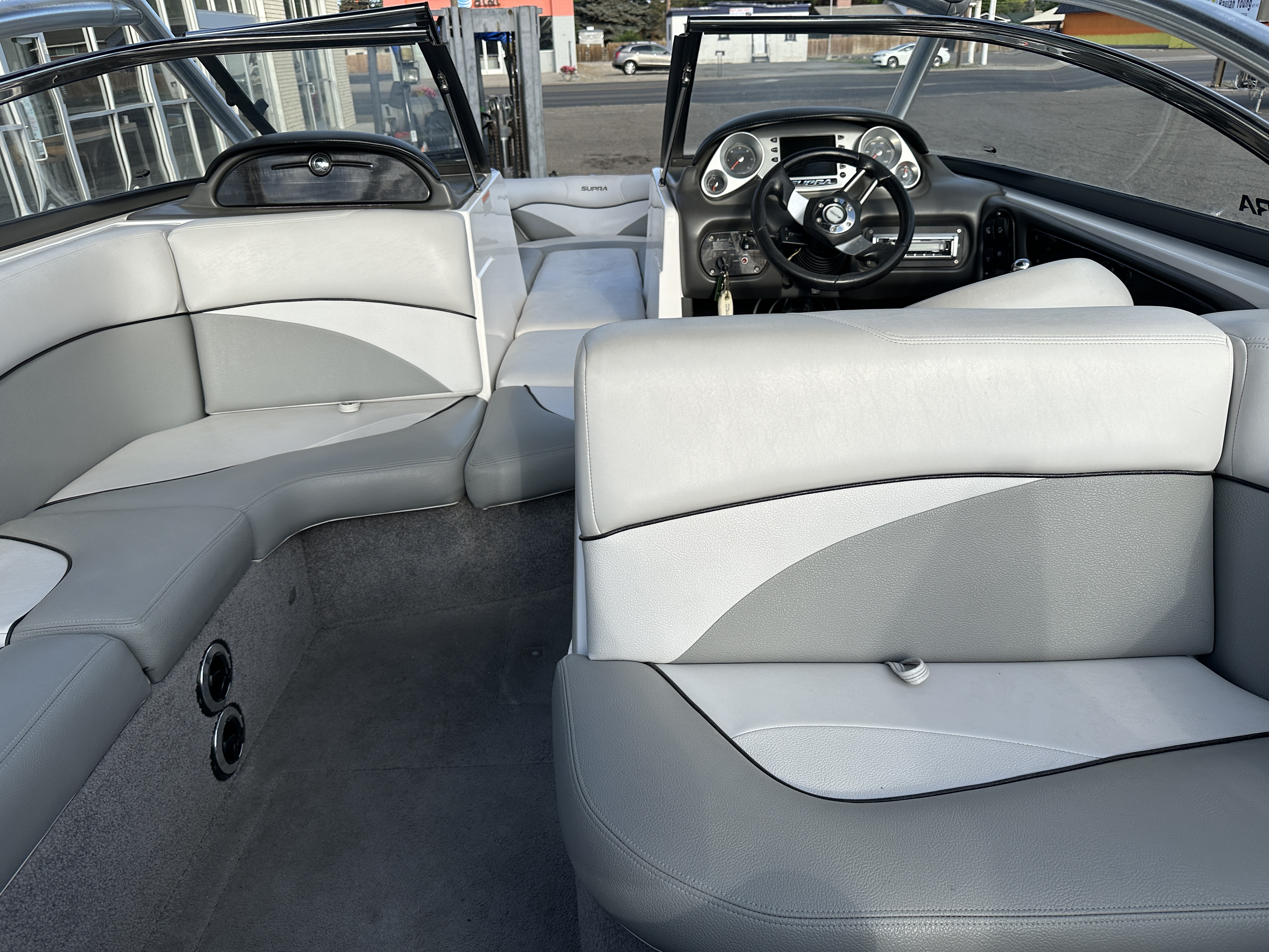 2010 Supra Boats Launch 22V