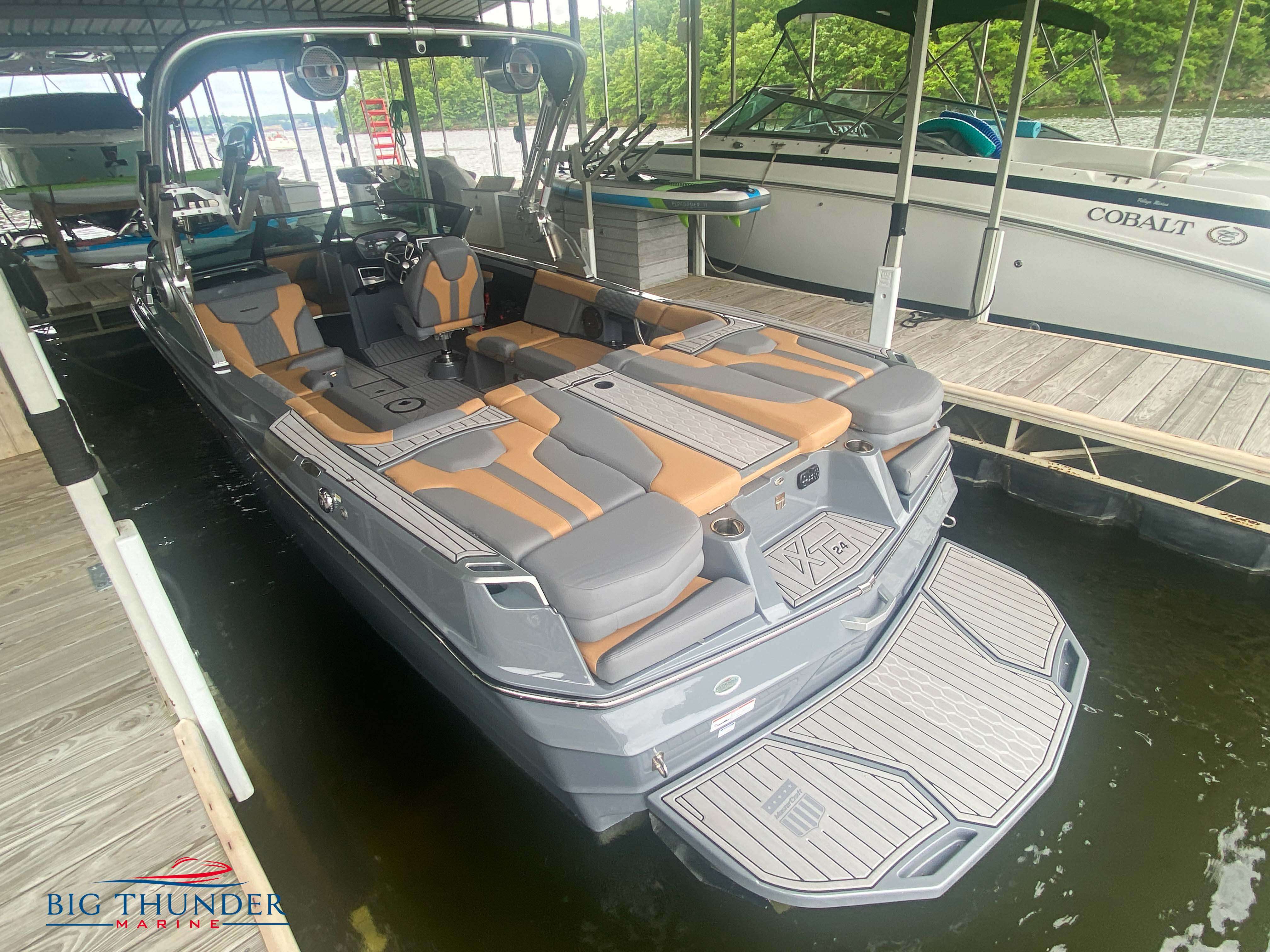 2022 Mastercraft XT24