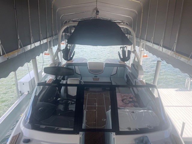 Like New 2019 Super Air Nautique G23