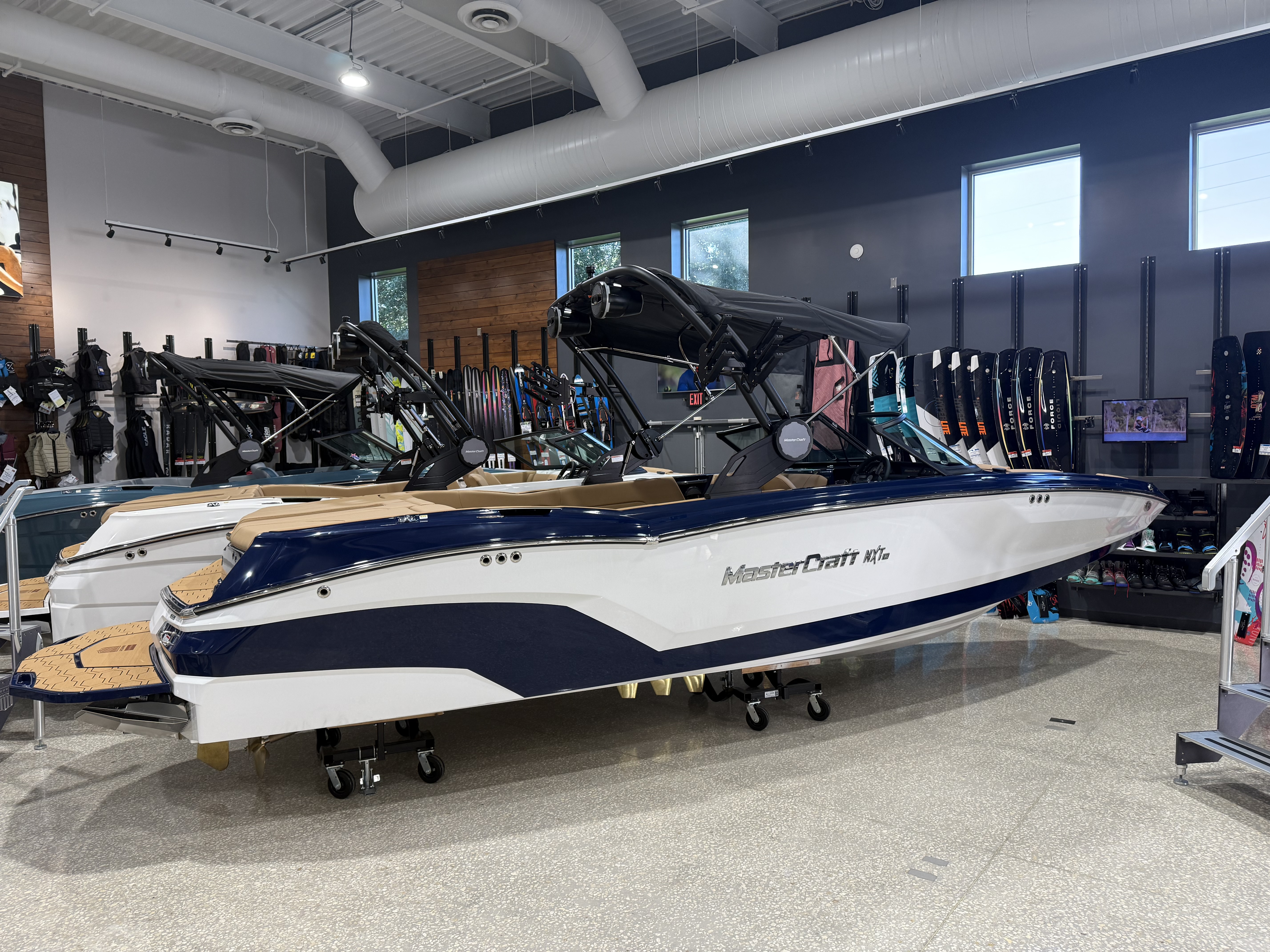 2025 MasterCraft NXT24