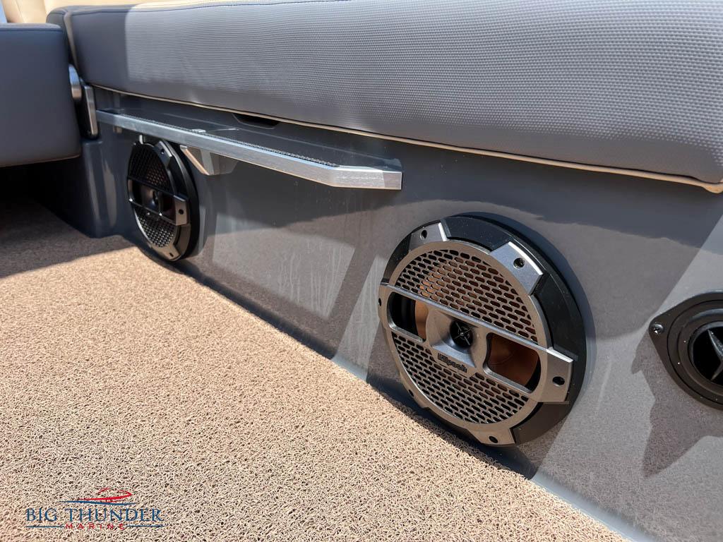 2022 Mastercraft X24