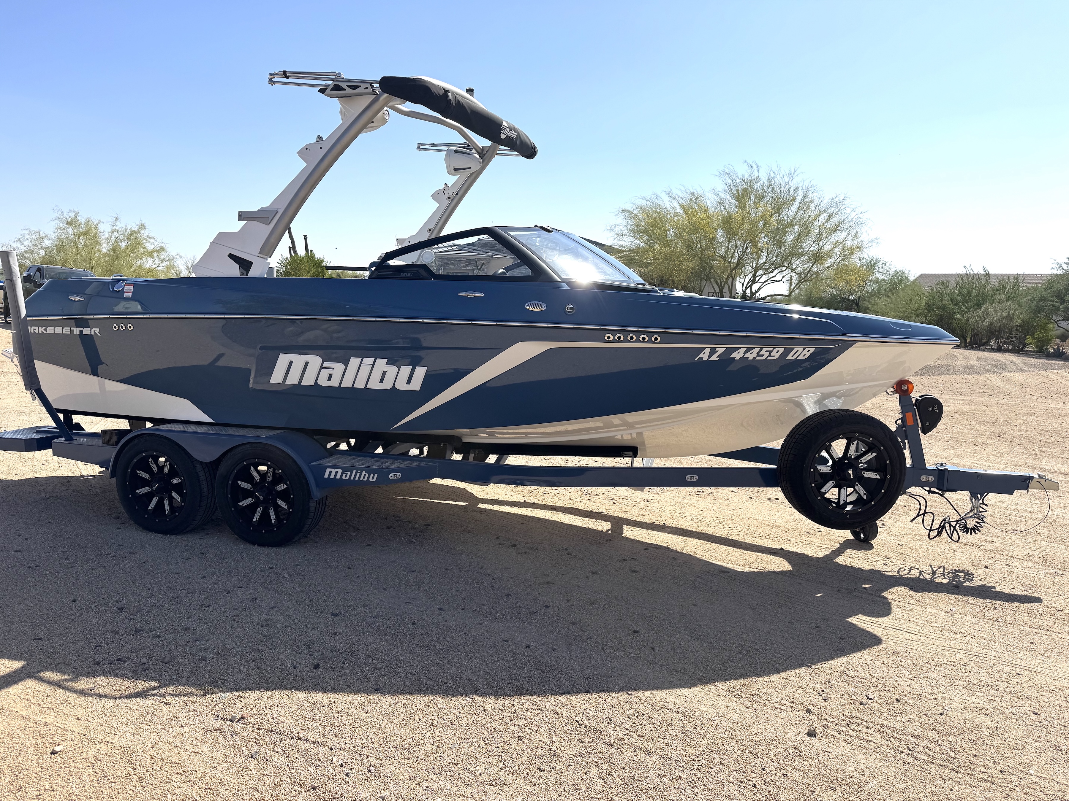 2022 Malibu Wakesetter 22 LSV 