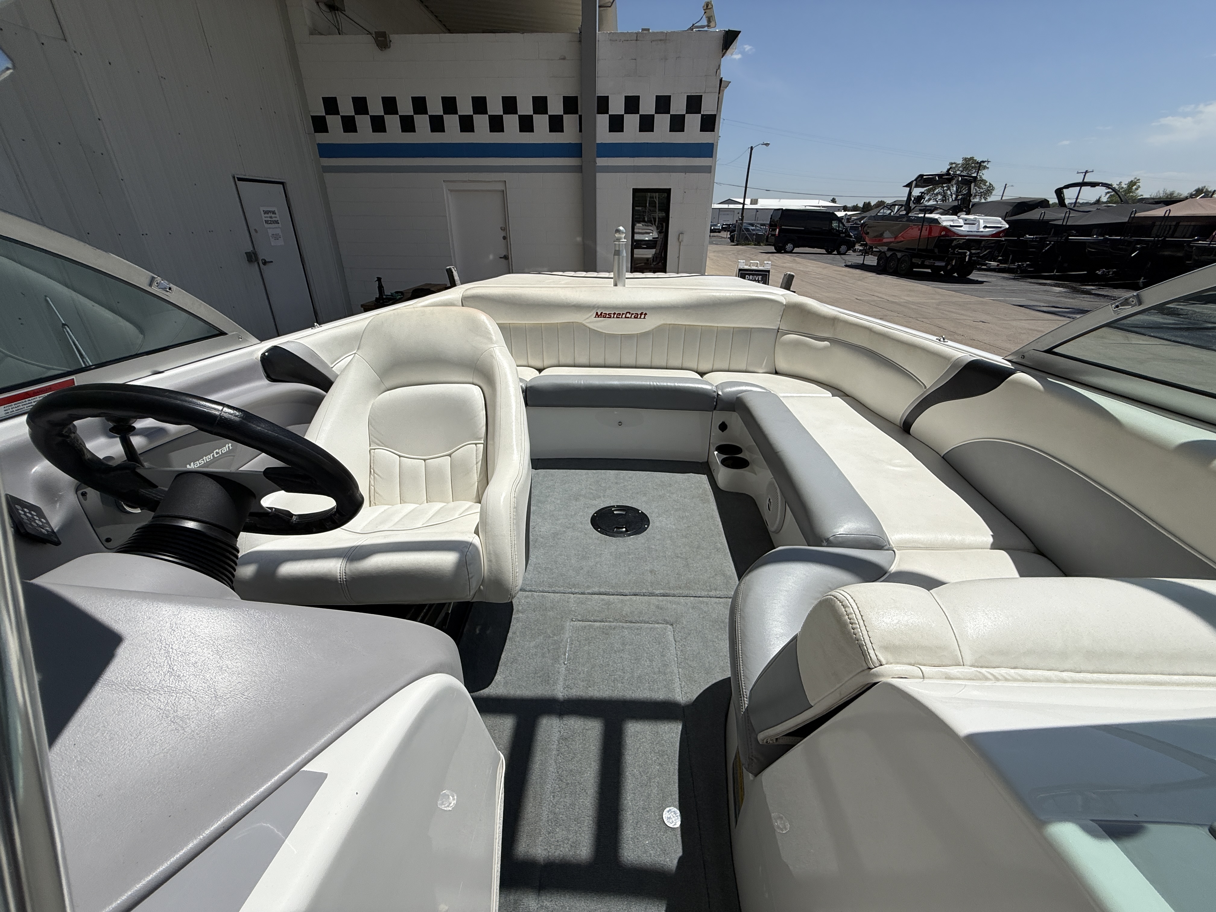 2024 Nautique G21