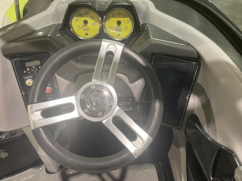 2014 CENTURION SV-244