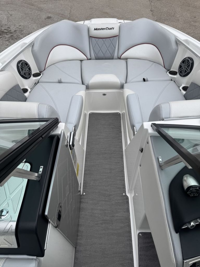 2015 MasterCraft X46