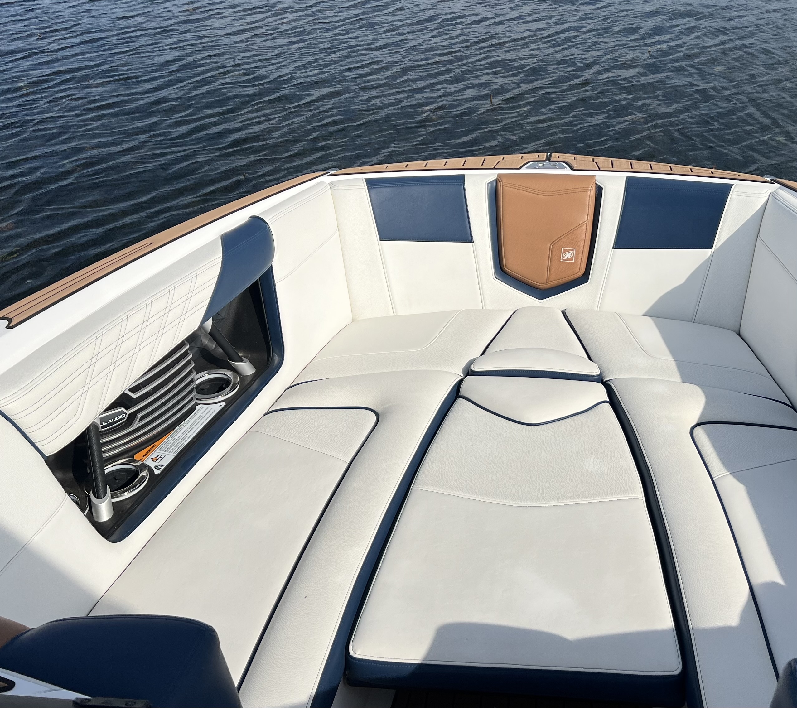 2020 Nautique G25