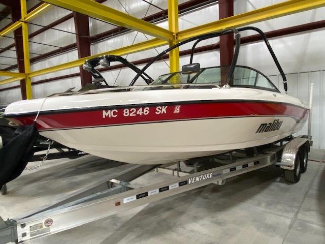 2002 Malibu 21 XTi, 532 hours, newer trailer Icon
