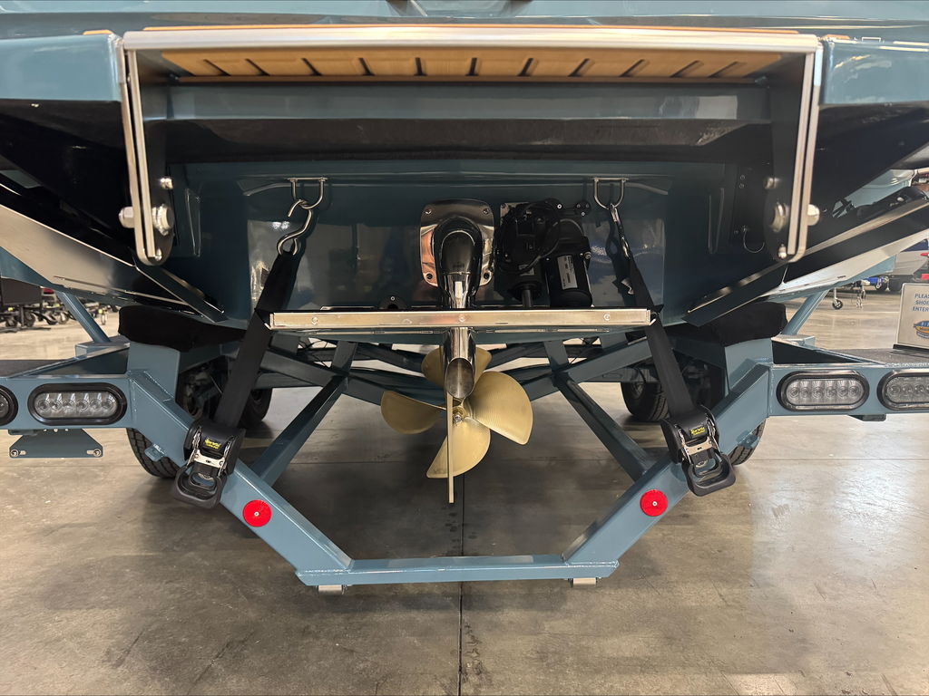 2025 MasterCraft XT22T