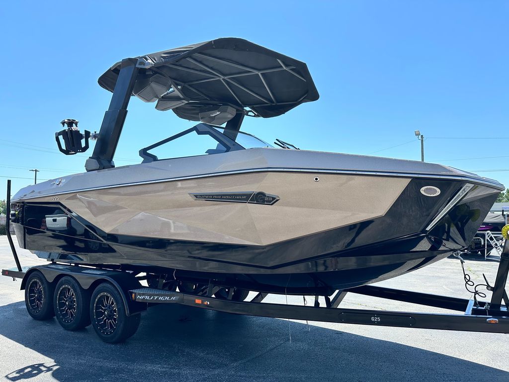2025 Nautique Super Air Nautique G23