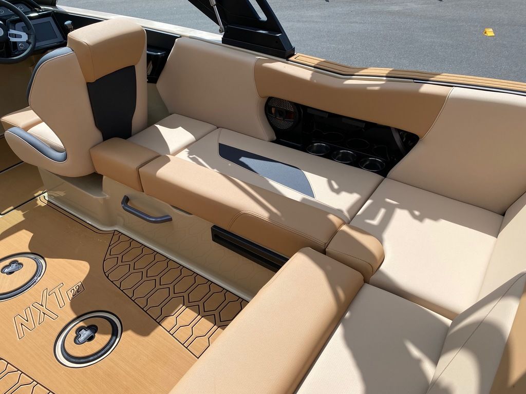2024 MasterCraft NXT22