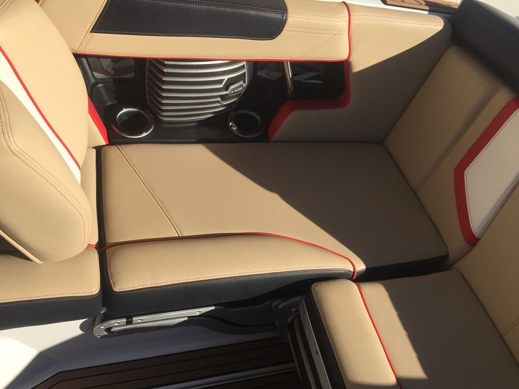 2019 Nautique Super Air Nautique G21