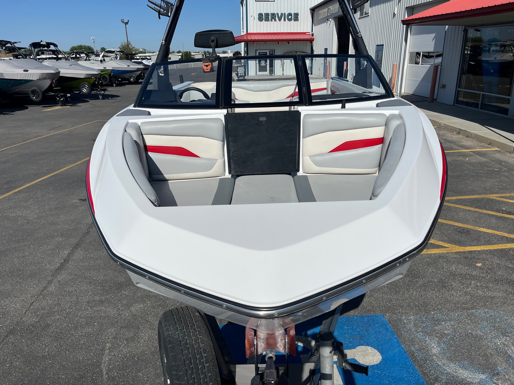2022 Axis T220